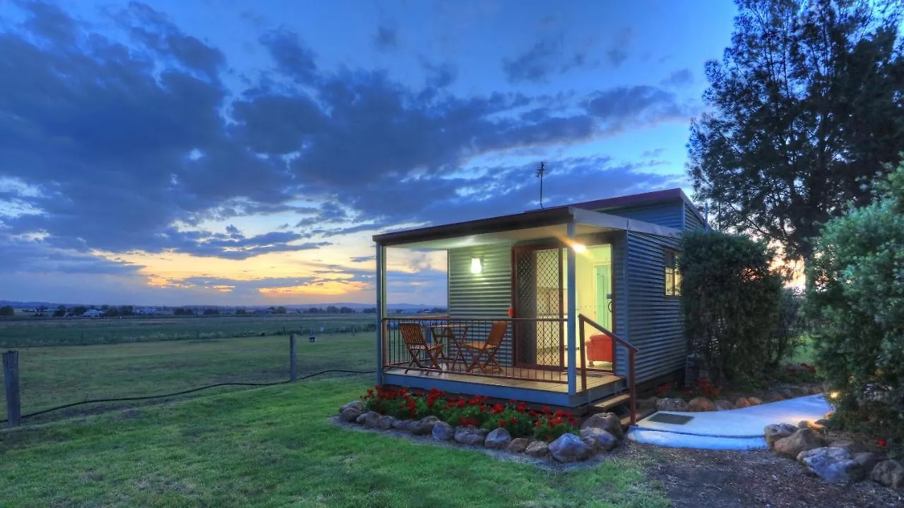 Killarney View Cabins And Caravan Park