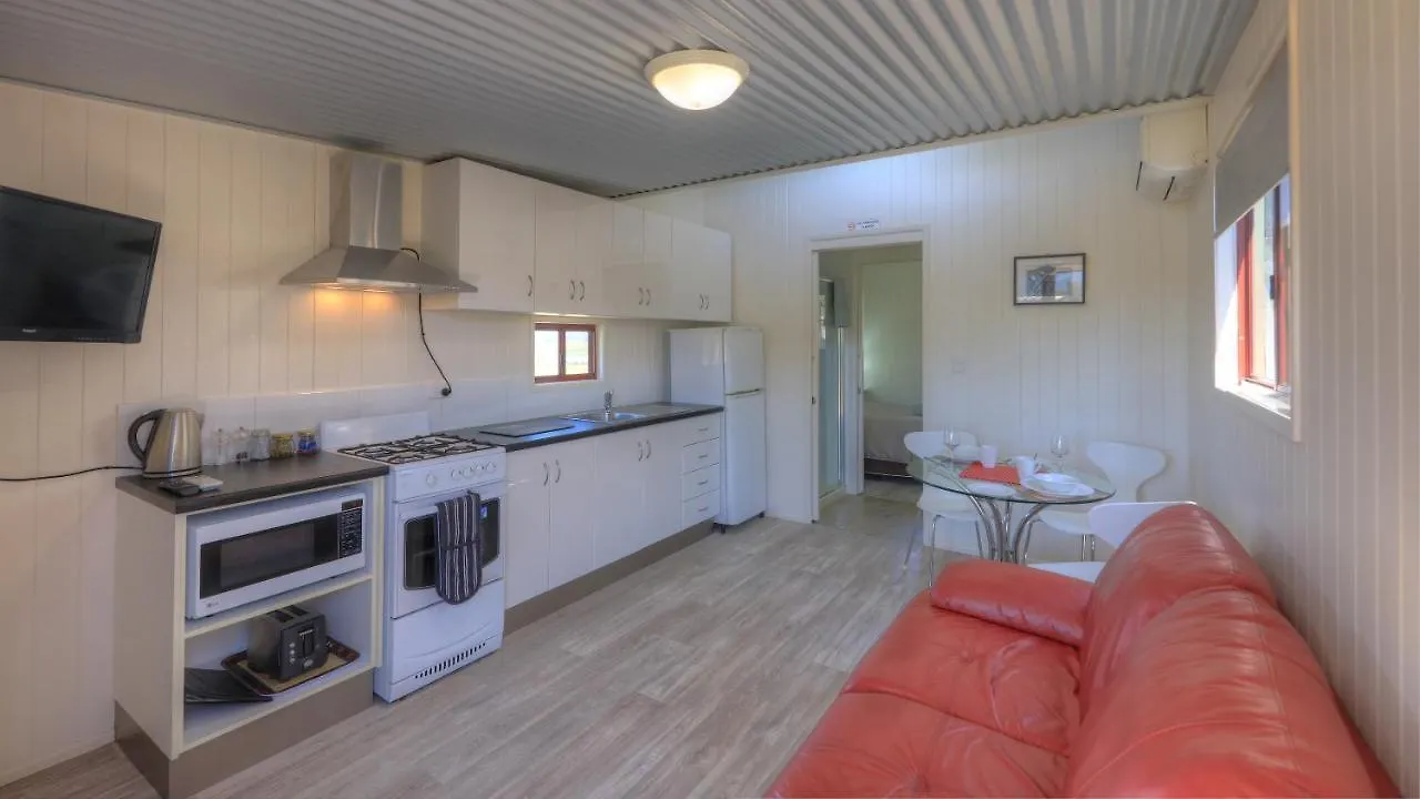 Killarney View Cabins And Caravan Park